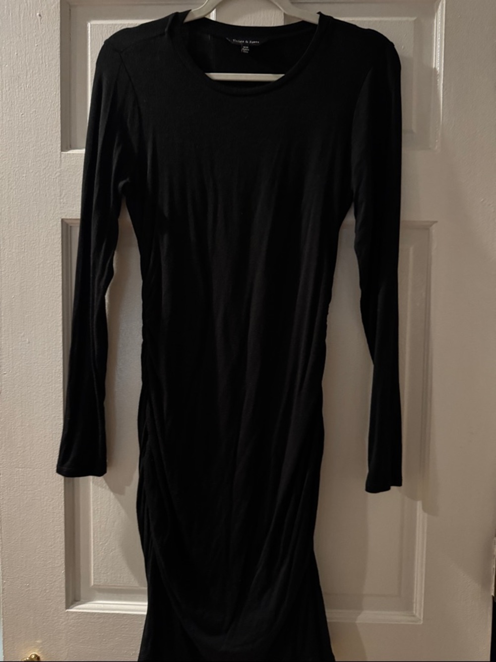 Black Long Sleeve Crewneck Midi Dress - Women